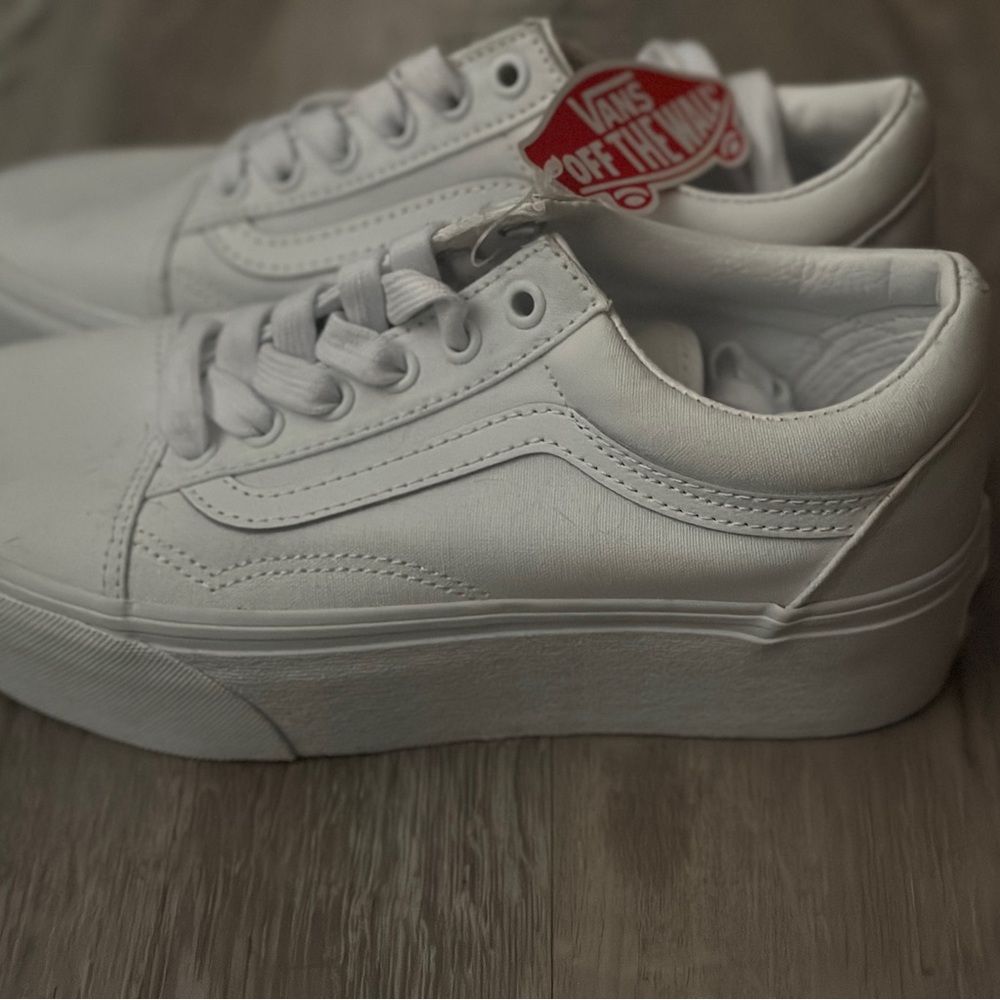 Vans White Platform Old Skool Sneakers - Picture 2 of 2
